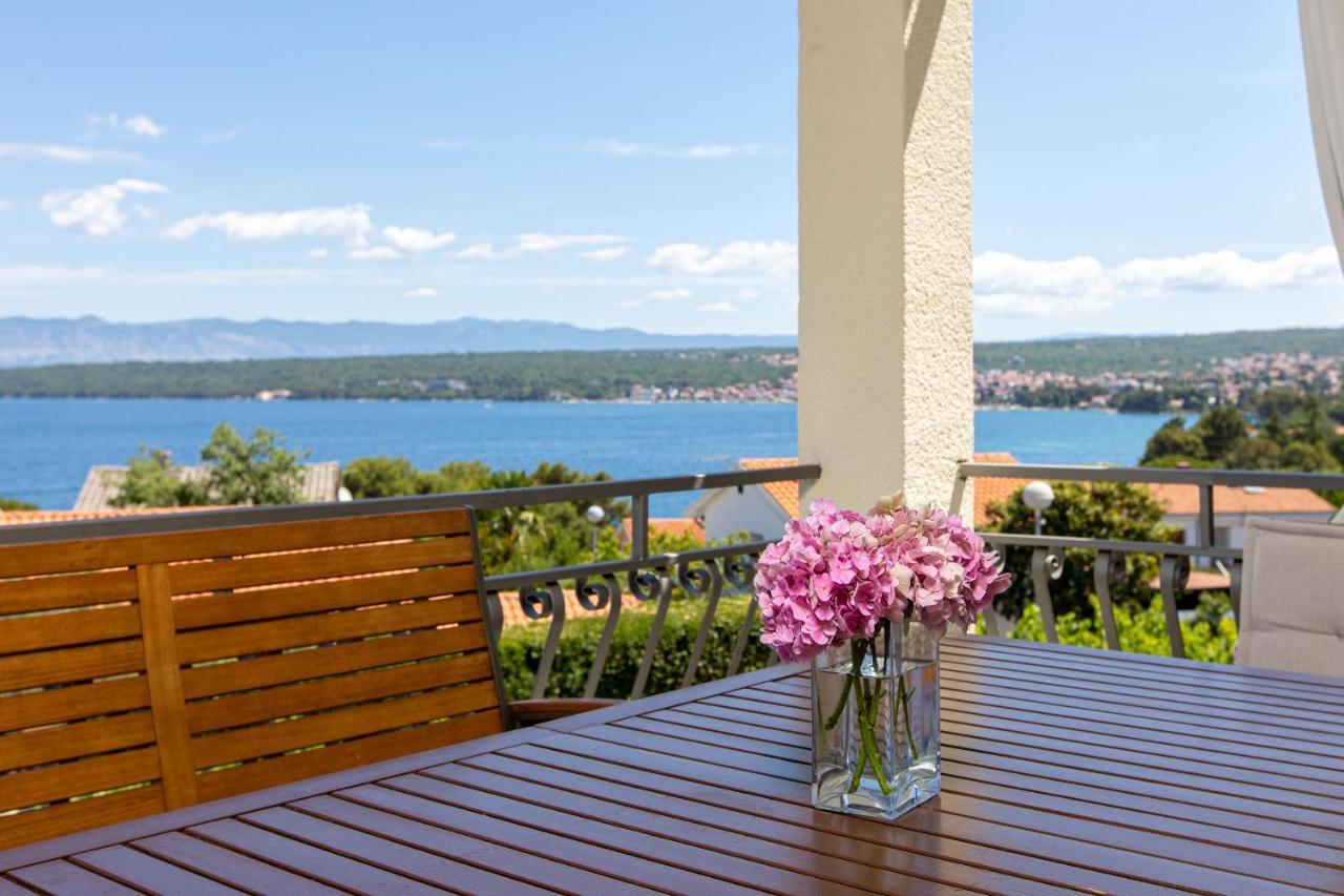 And Charming Apartment In Vantacici Malinska Exterior foto